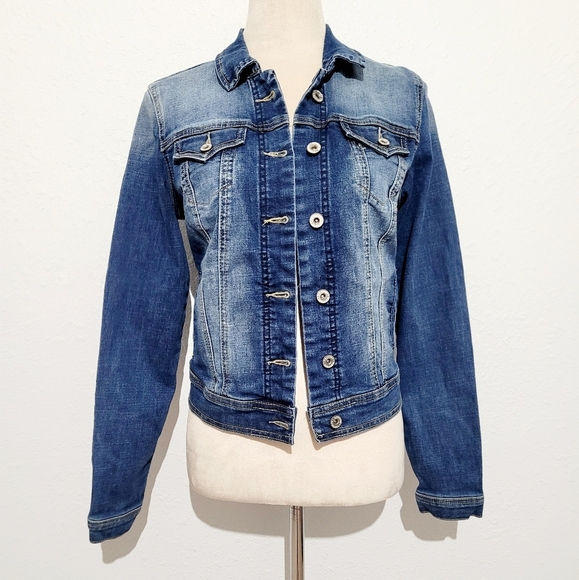 Maurices Woman's Denim Jean Trucker Jacket Cotton Stretch Size Small - Picture 1 of 9
